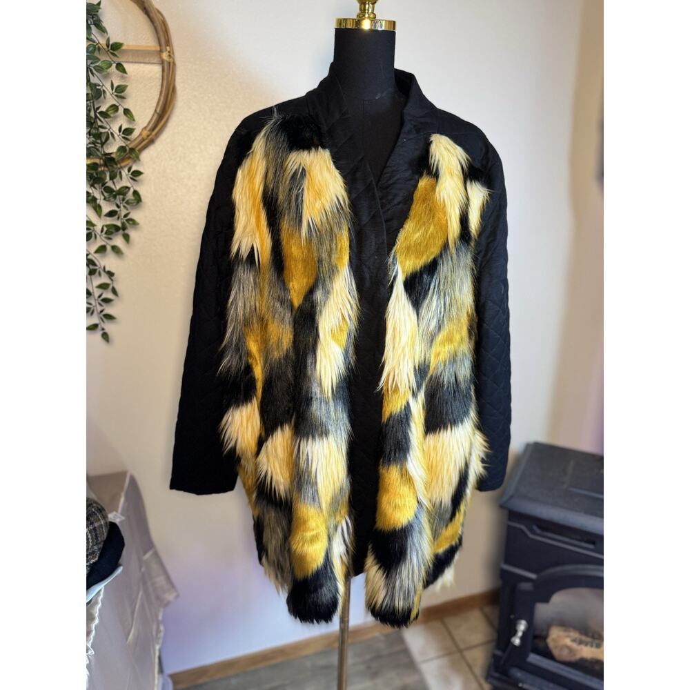 LOGO BY LORI GOLDSTEIN ~ FAUX FUR - BOHO - FESTIVAL  QUILTED BLACK JACKET